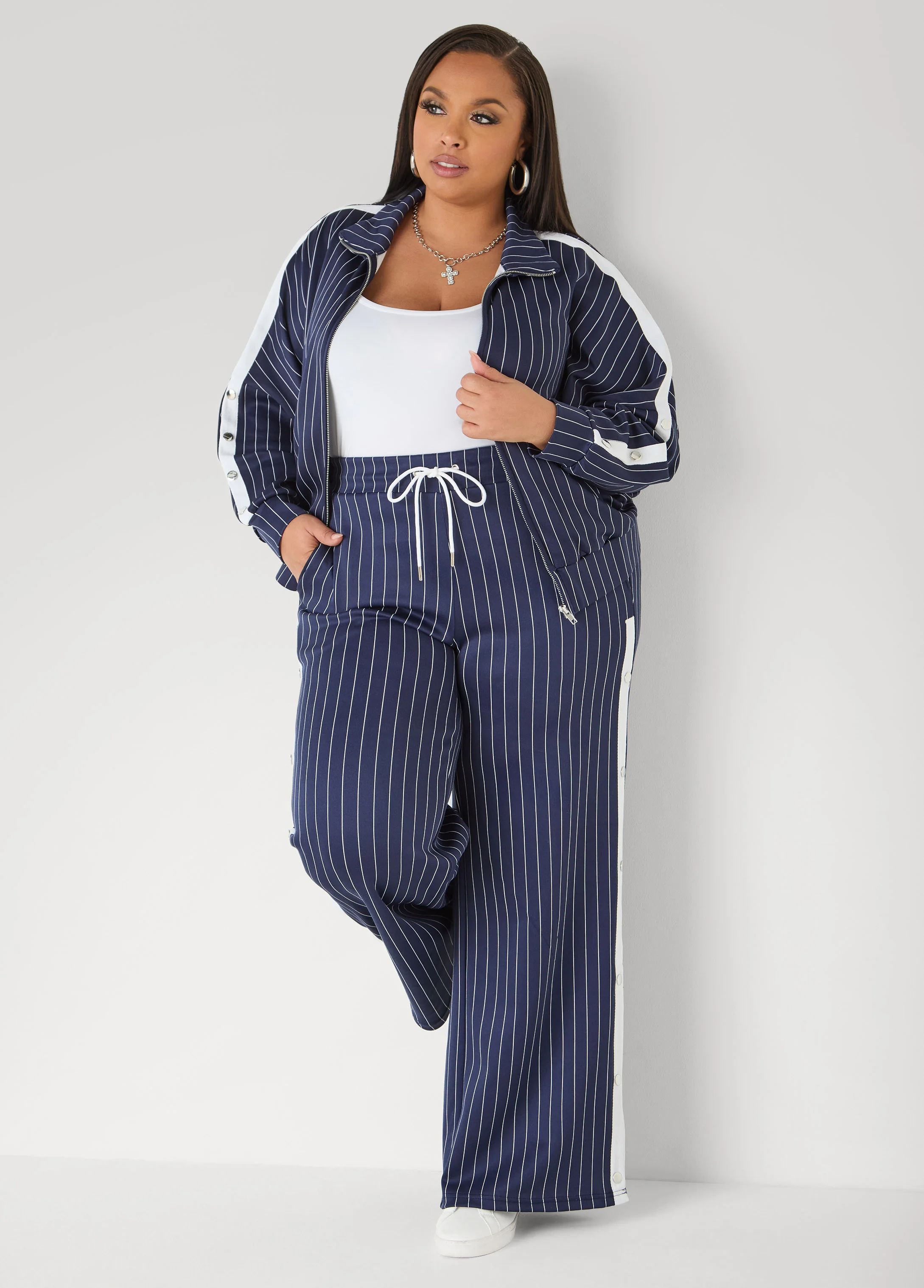 Snap Detailed Pinstriped Pants - Image 5